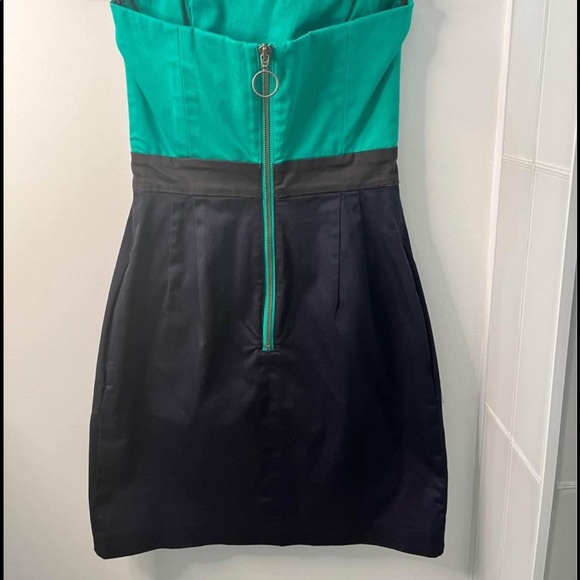 French Connection Dress with Pockets - Picture 4 of 4